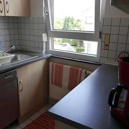 Punkrock Harbour Baehr Guest house
